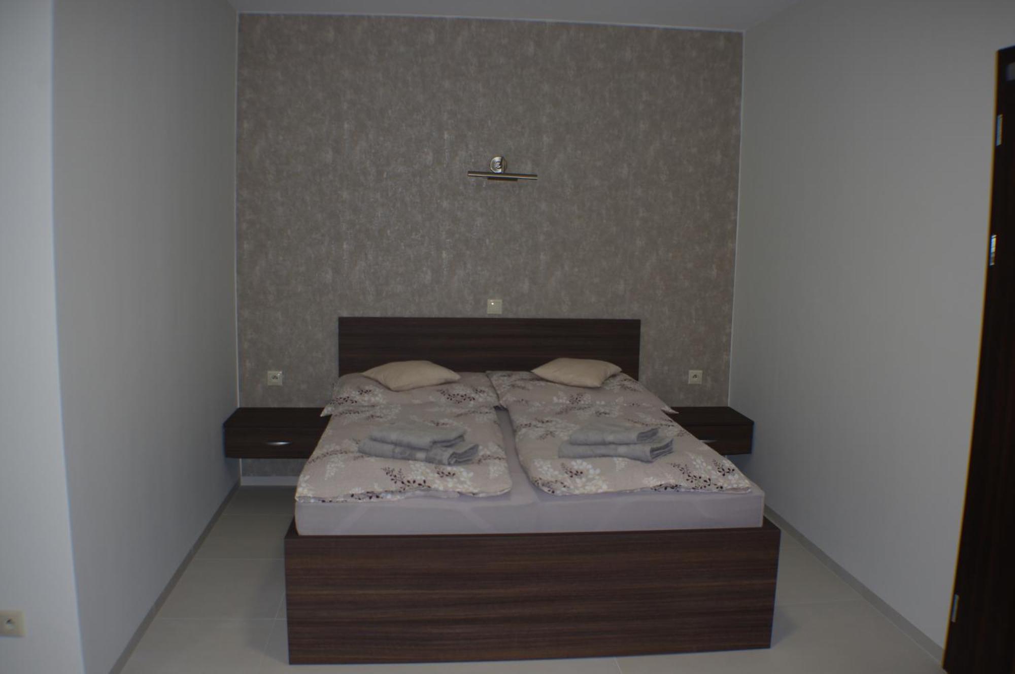 Vila Lexus Veľký Meder Exterior foto